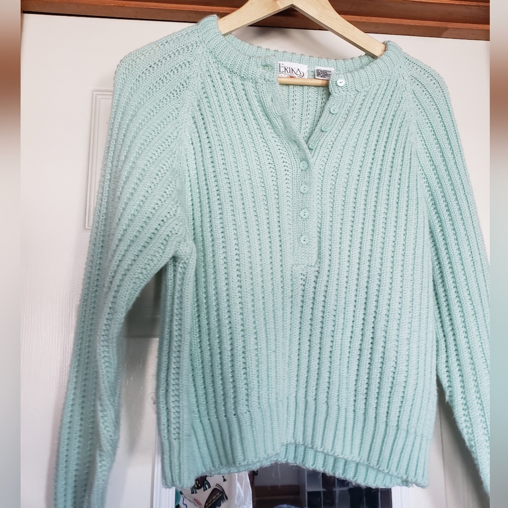Vintage raglan sweater